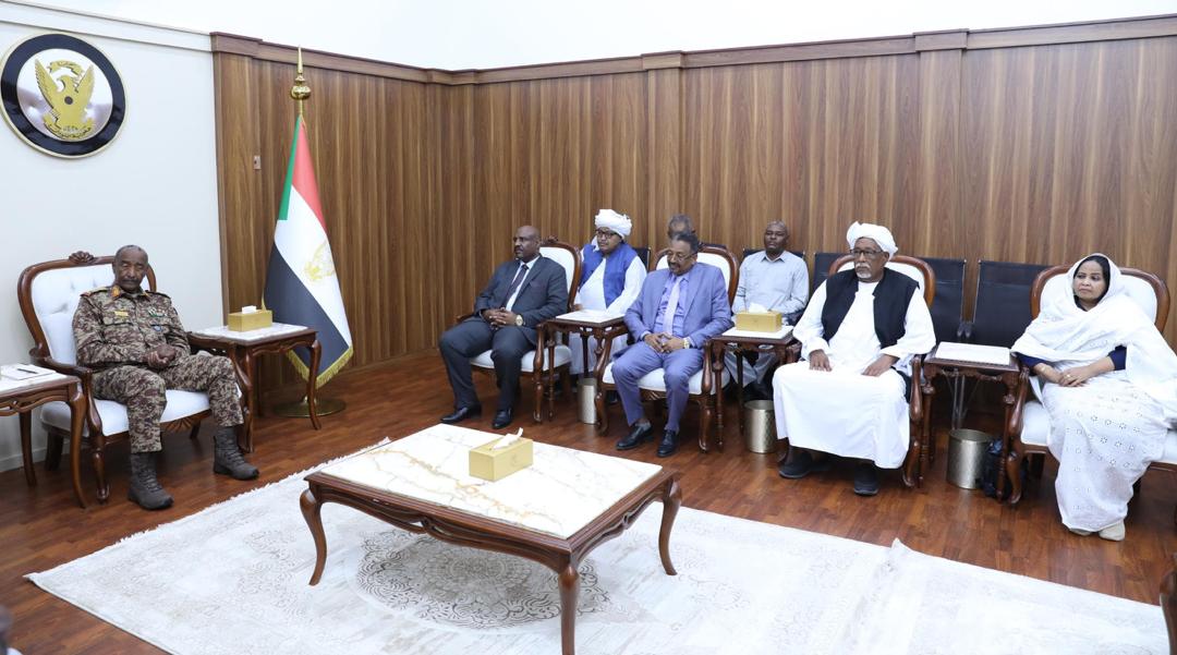 القوي الوطنيه